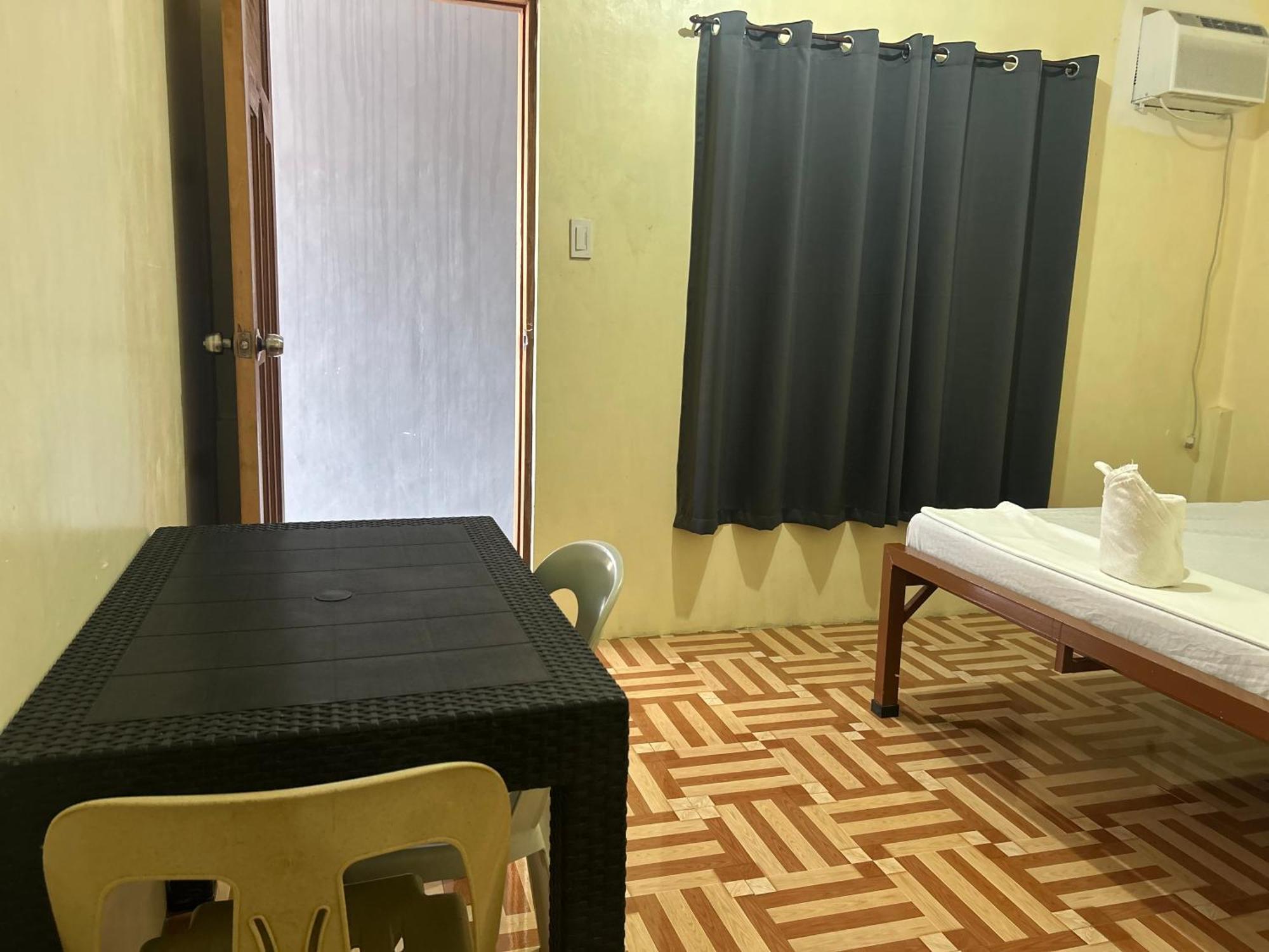 Carillo Guest House Coron Exterior foto